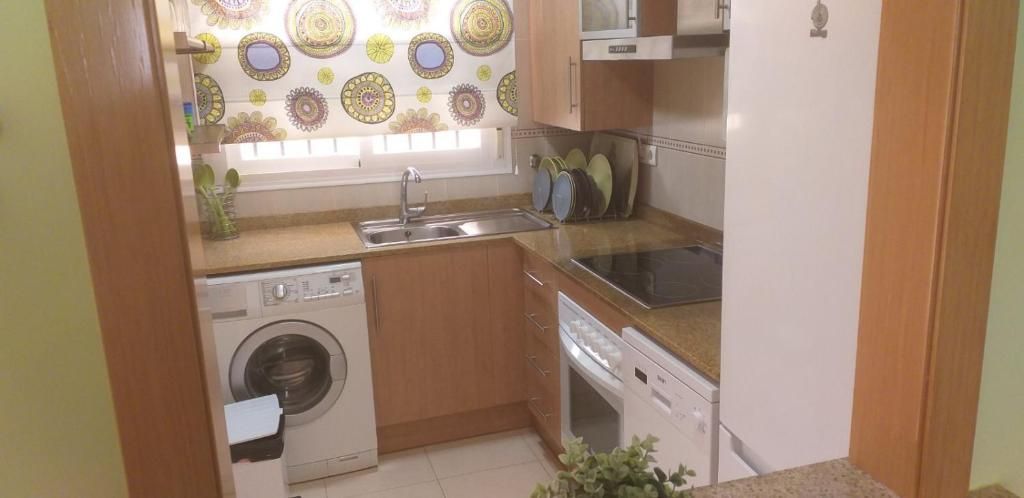 APARTAMENTOS 1 LINEA URB.MARINA DOR