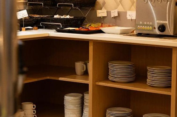 Hotel Puerta del Mar