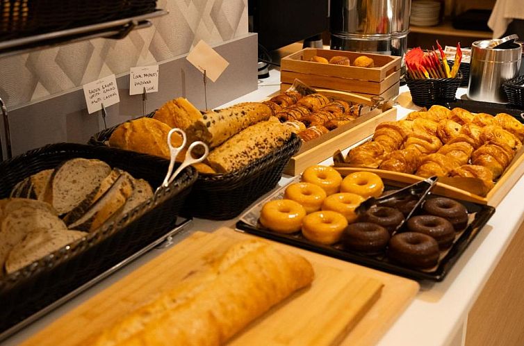 Hotel Puerta del Mar