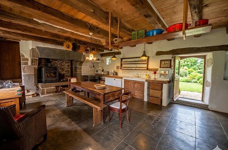 Geschakelde woning in Ploumilliau