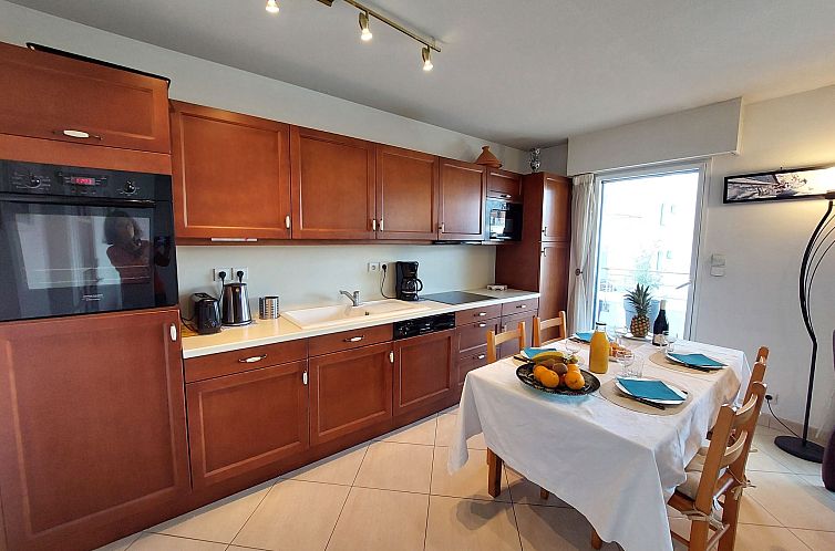 Appartement T2 avec balcon,calme et près du port