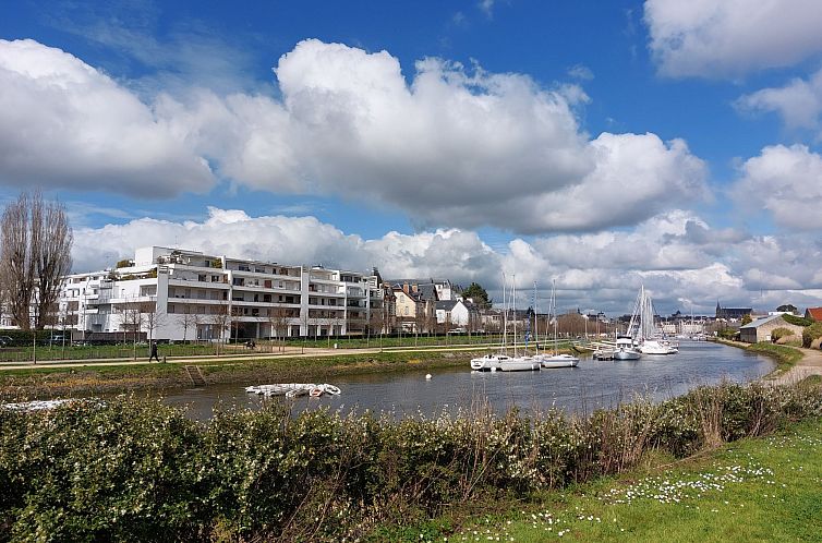 Appartement T2 avec balcon,calme et près du port