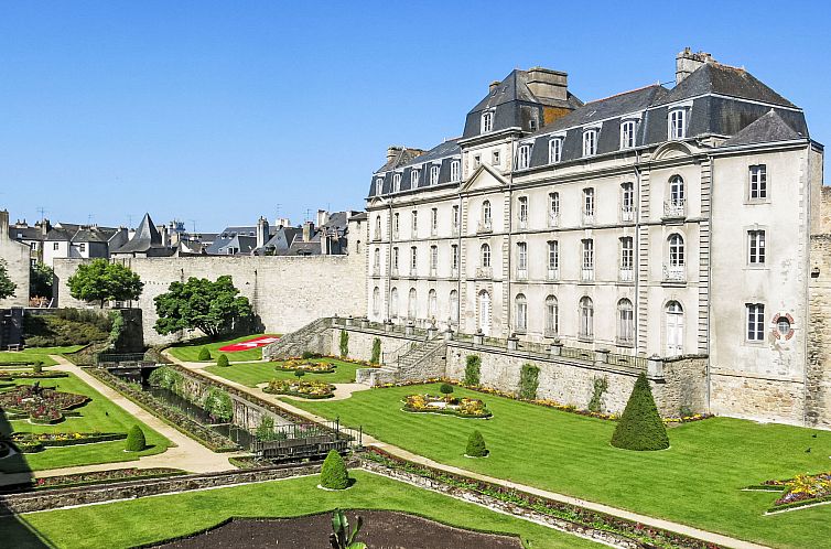 Appartement T2 avec balcon,calme et près du port