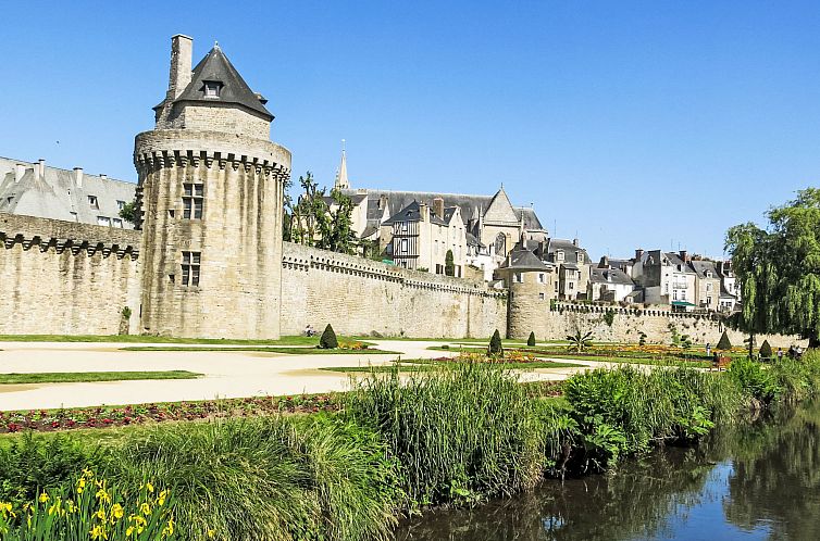 Appartement T2 avec balcon,calme et près du port