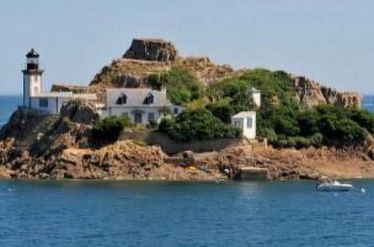 Vakantiehuis Villa "Cobalan" mit Blick auf das Wasser