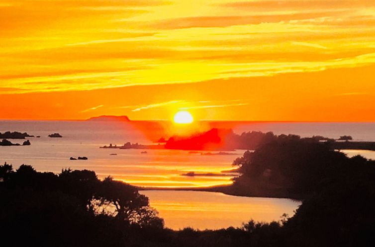 Vakantiehuis neues Haus mit blendendem Meerblick