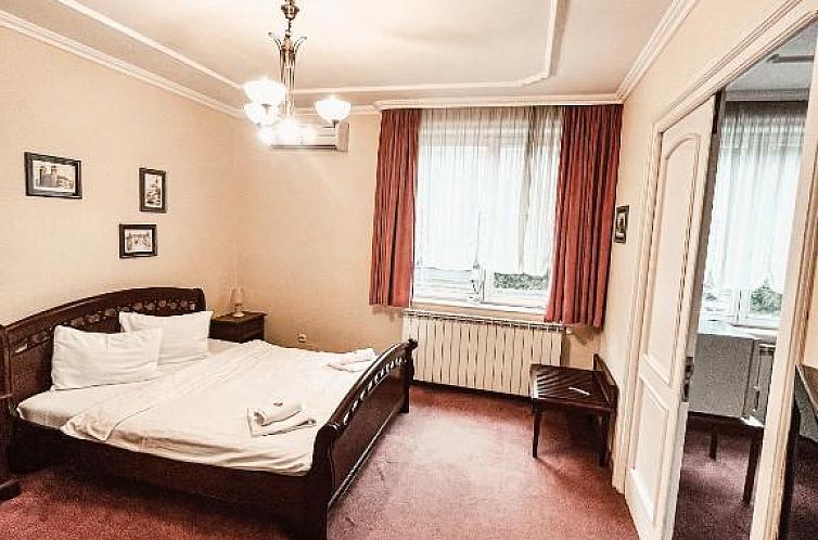 Pensiunea Curtea Bavareza