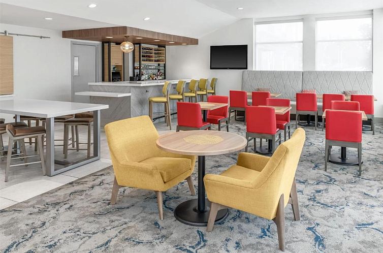 Hilton Garden Inn Queens/JFK