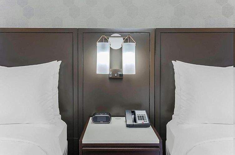 New York LaGuardia Airport Marriott