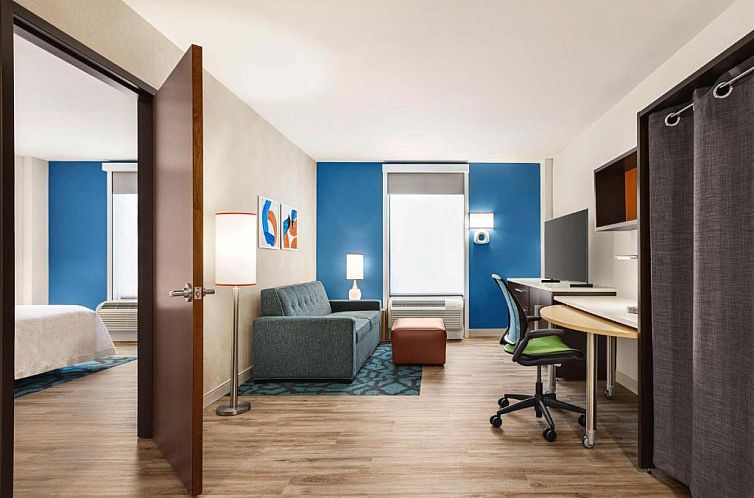 Home2 Suites Long Island City/Manhattan View