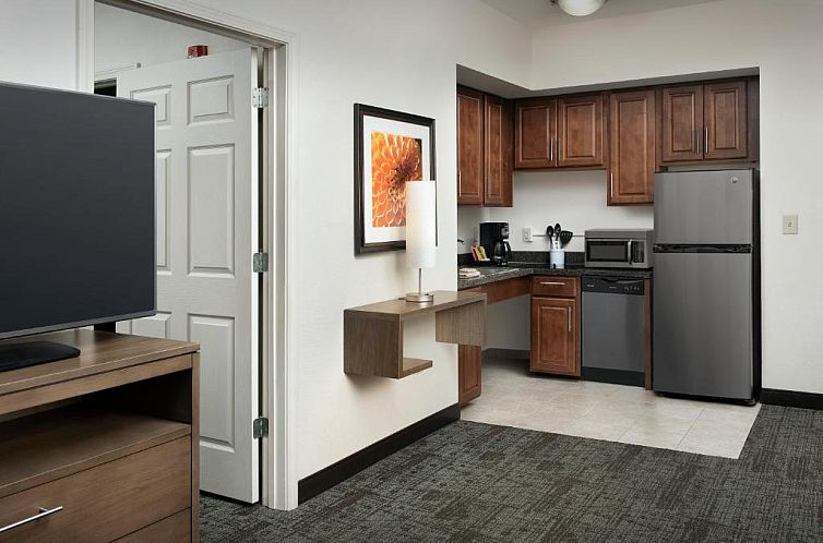 Staybridge Suites Greenville I-85 Woodruff Road, an IHG Hote