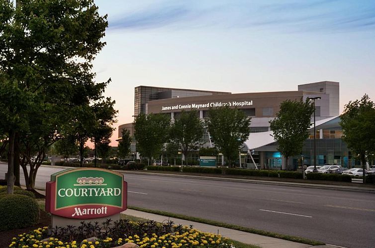 Courtyard Greenville