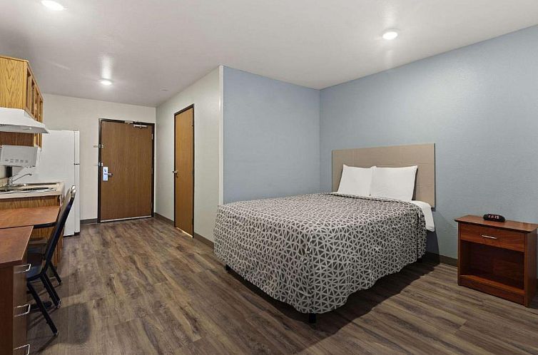 WoodSpring Suites Greenville Central