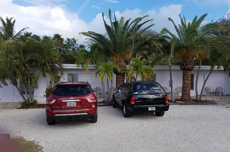 Siesta Motel
