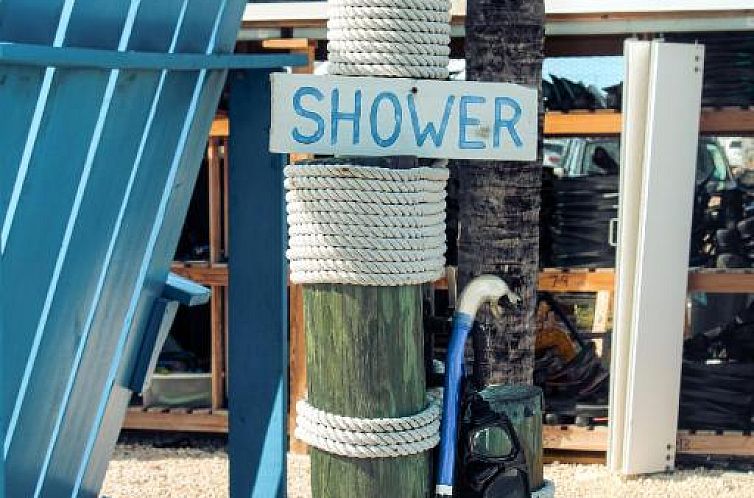 Captain Pip's Marina & Hideaway