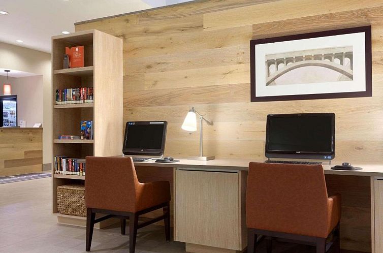 Country Inn & Suites by Radisson, Bloomington at Mall of Ame
