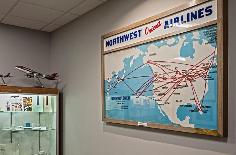 Crowne Plaza Suites : MSP Airport - Mall of America, an IHG 