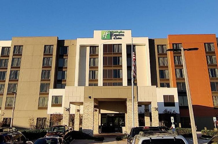 Holiday Inn Express Hotel & Suites Dallas Fort Worth Airport