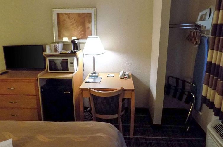 Quality Inn DFW Airport North