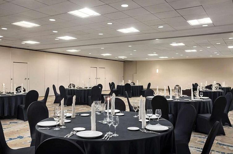 DoubleTree by Hilton DFW Airport North