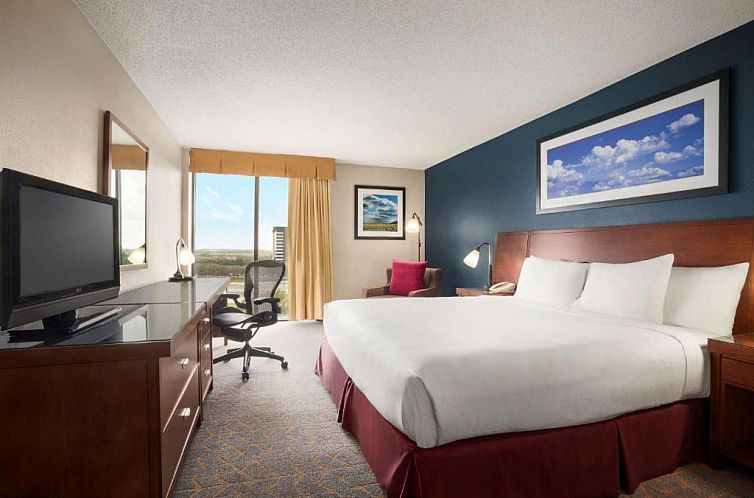 DoubleTree by Hilton DFW Airport North