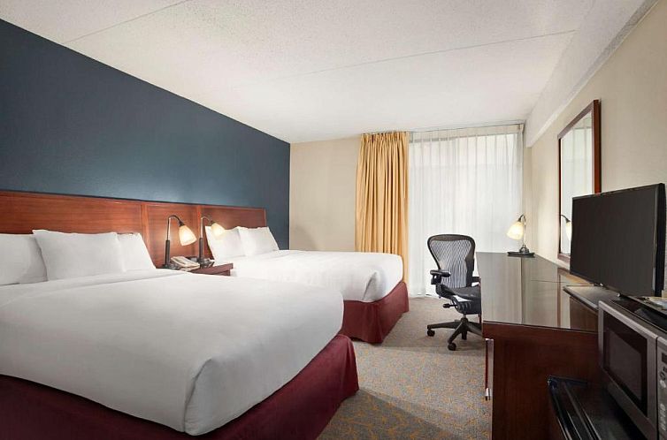 DoubleTree by Hilton DFW Airport North