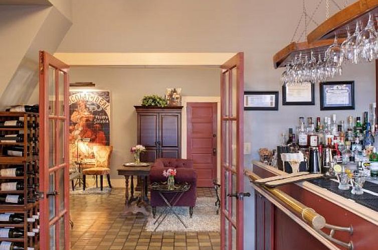 Chamberlin Inn