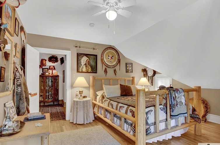 Robins Nest Bed & Breakfast