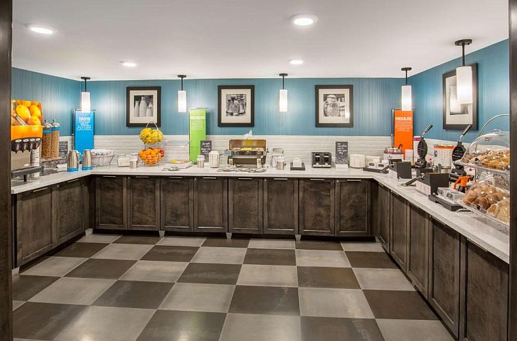 Hampton Inn Monterey