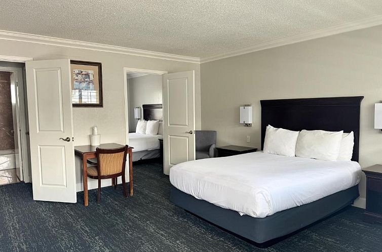 Stargazer Inn and Suites