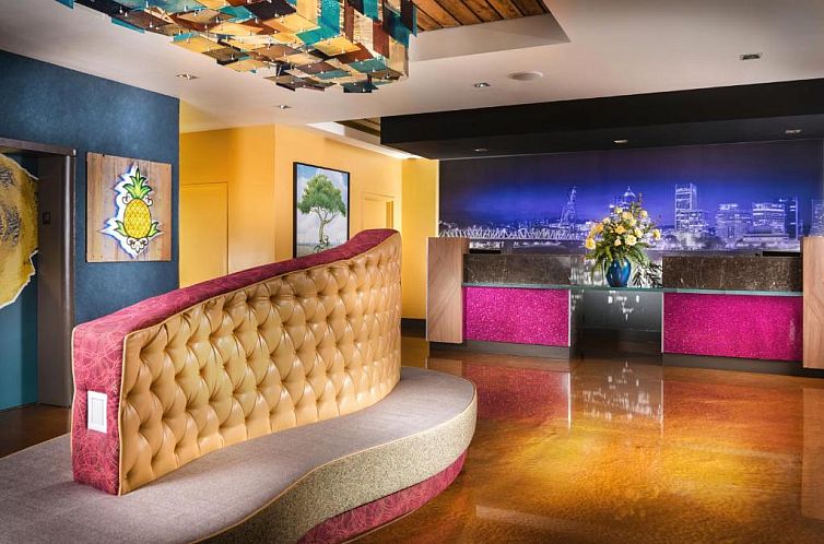Staypineapple, Hotel Rose, Downtown Portland