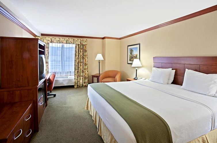 Holiday Inn Express Hotel & Suites Portland-Northwest Downto