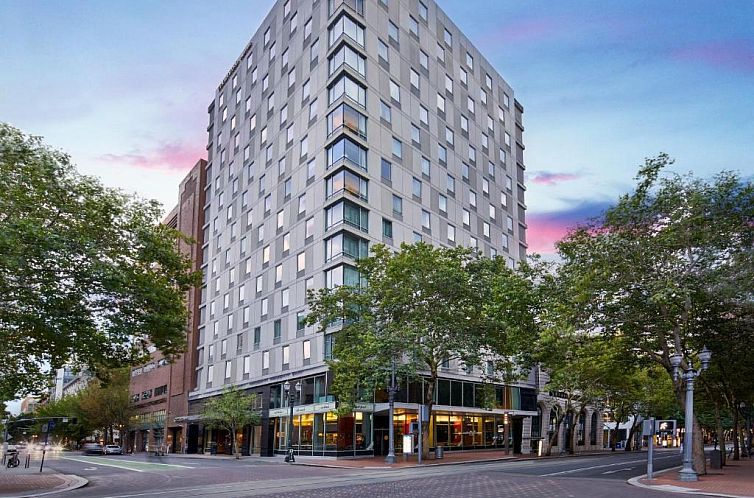 Courtyard Marriott Portland City Center