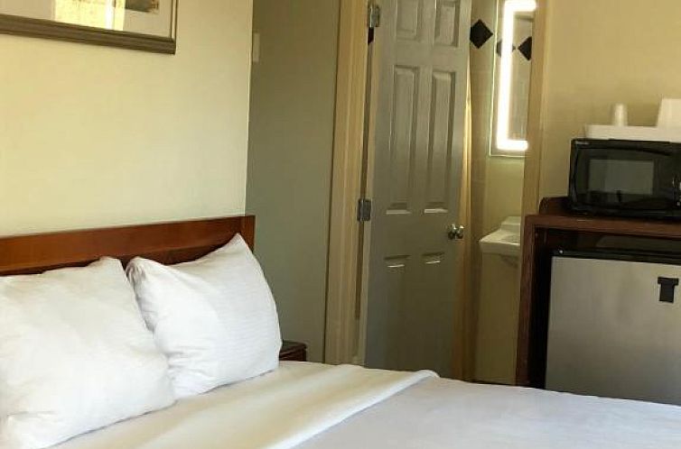 Monticello Motel