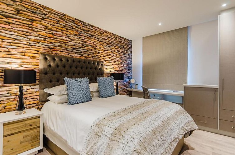 107 Dorpstraat Boutique Hotel