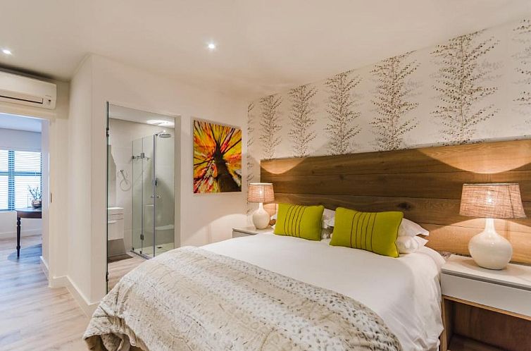 107 Dorpstraat Boutique Hotel