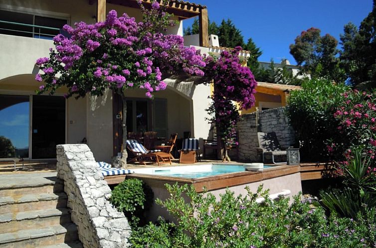 Appartement Pont de bateau, Meerblick mit privatem Pool