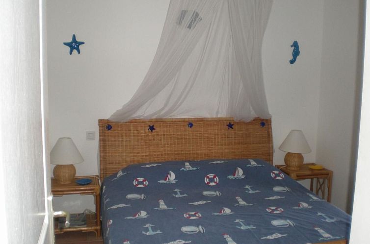 Appartement Pont de bateau, Meerblick mit privatem Pool