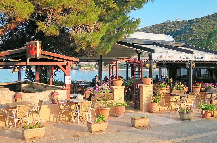 Appartement Unterkunft mit Terrasse, AC, Gemeinschaftspool