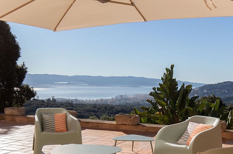 Appartement Apartment Terrasse Panoramablick auf den Golf