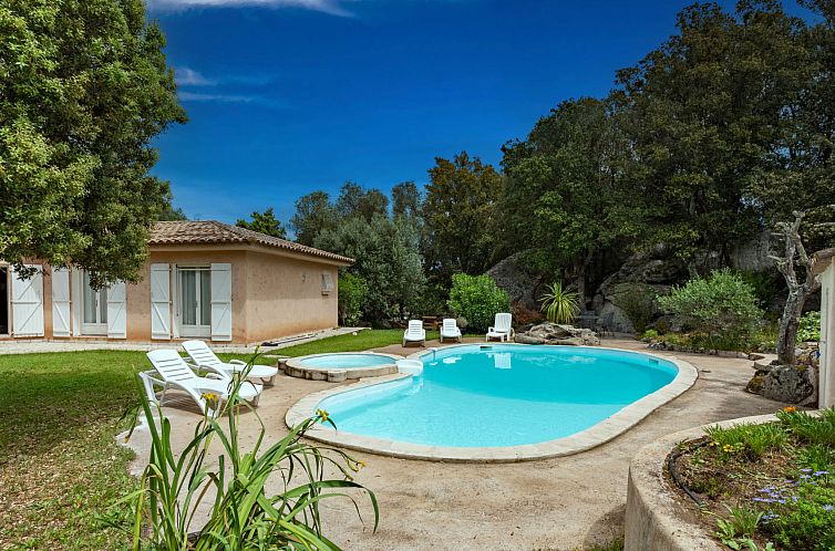 Vakantiehuis Corba Bala