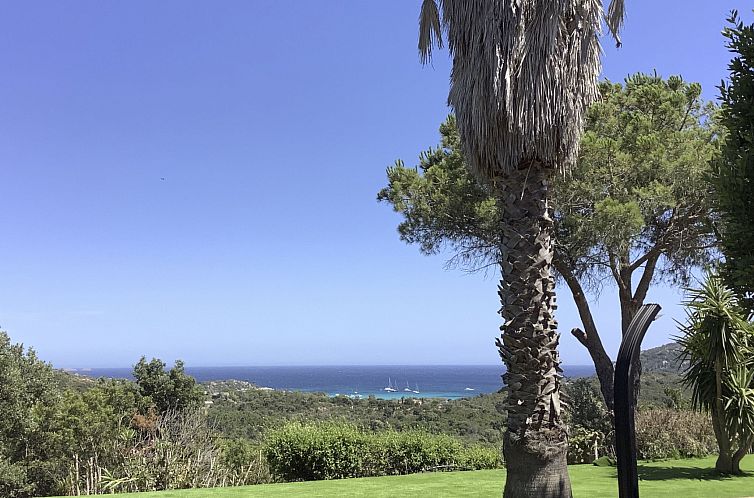 Vakantiehuis Ferienvilla "Azura" mit eigenem Pool