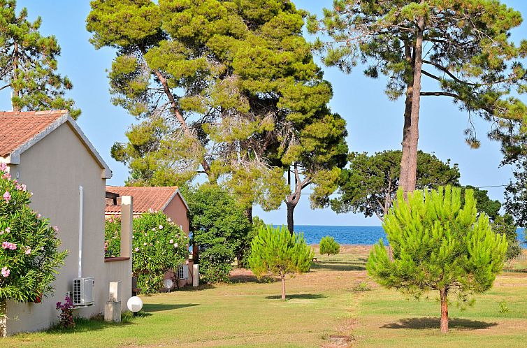 Guest house 0436730 - Apartment Corsica - Appartement Mini Villa 2/4 personnes