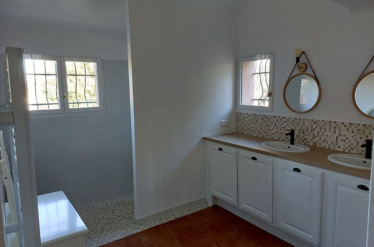 Vakantiehuis Villa La Marine mit beheiztem Pool, 5 Minuten z