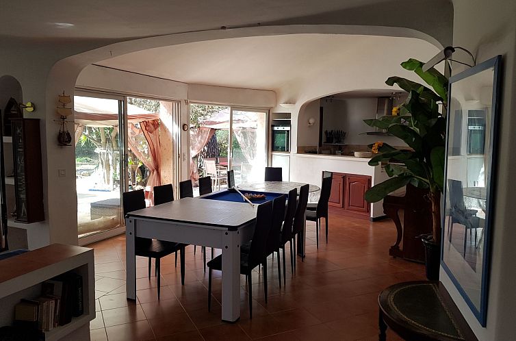 Vakantiehuis Villa La Marine mit beheiztem Pool, 5 Minuten z