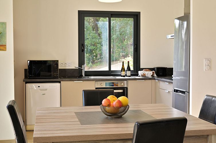 Vakantiehuis Villa Belle Vue, direkt am Meer, 1-2 Haustiere 