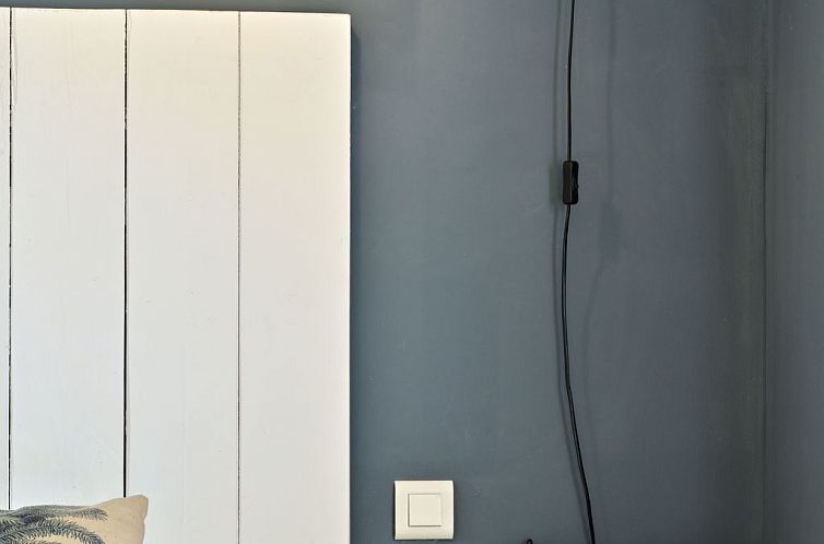 Vakantiehuis Villa mit Meerblick U Castagnu in geschützter 