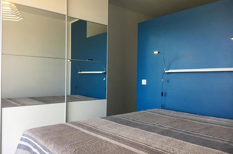 Appartement Unabhängige Unterkunft mit Meer- und Poolblick