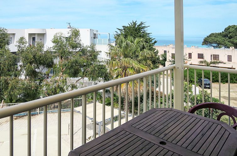 Guest house 0439006 - Apartment Corsica - Appartement Résidence Posidonie Hollywood