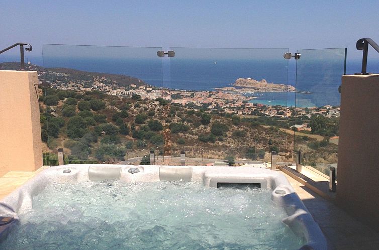 Vakantiehuis Casa Alimea mit Spa und herrlichem Meerblick